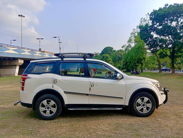 https://images10.gaadi.com/usedcar_image/4539127/original/processed_74652a882d663d93268f92c4eff2cb1c.jpg?imwidth=6401
