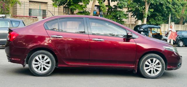 https://images10.gaadi.com/usedcar_image/4539171/original/f511e165cb767b1d5aece6e71f5ed309.jpg?imwidth=6401