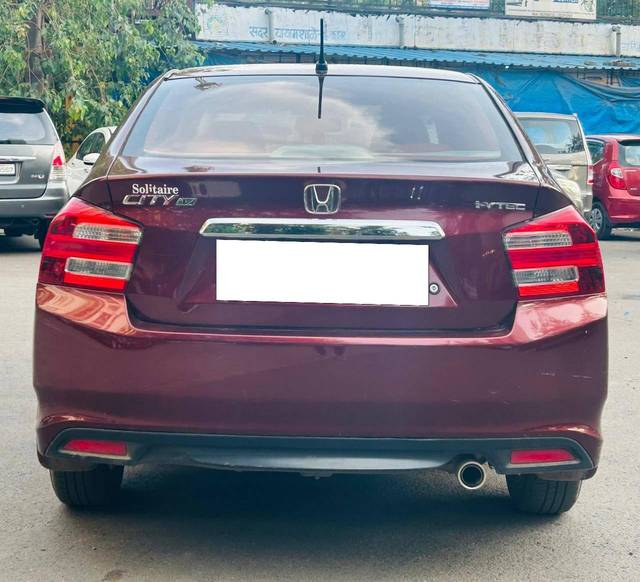 https://images10.gaadi.com/usedcar_image/4539171/original/processed_81ff4a62333457188ca45e183b0d3501.jpg?imwidth=6402