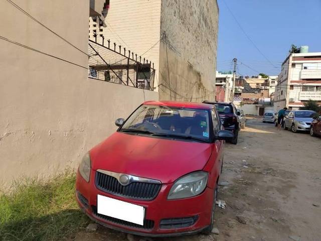 https://images10.gaadi.com/usedcar_image/4539178/original/processed_f09dcc5c-b5e0-49db-861b-0c4f6160fc83.jpeg?imwidth=6400