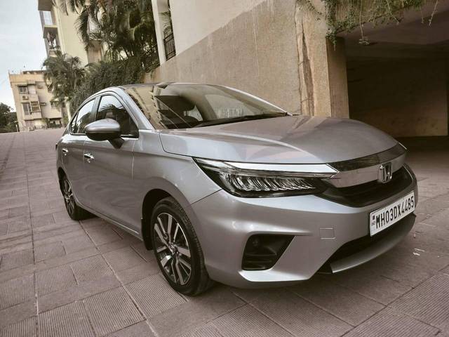 https://images10.gaadi.com/usedcar_image/4539187/original/processed_689060da2a3a1086f776012fdb2aca69.jpg?imwidth=6400