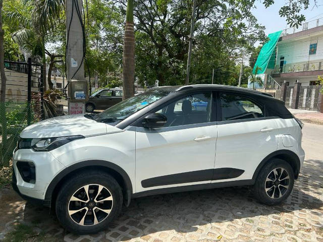 https://images10.gaadi.com/usedcar_image/4539194/original/processed_4d42a4d1-fc9b-4bcd-932f-aee828803194.png?imwidth=6400