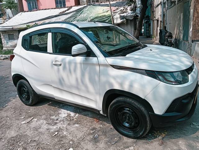 https://images10.gaadi.com/usedcar_image/4539258/original/d1bc7eb889e050eaf1b5f94a14aece50.jpg?imwidth=6400