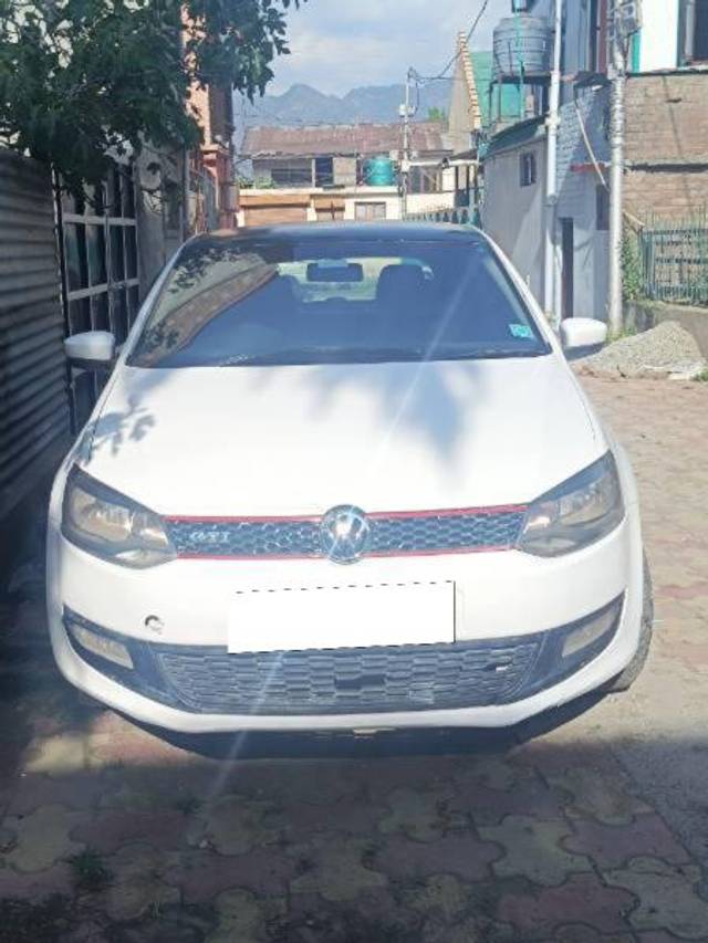 https://images10.gaadi.com/usedcar_image/4539259/original/processed_e53e3ac0-e217-49cd-8838-8258d07bc0cd.jpg?imwidth=6400