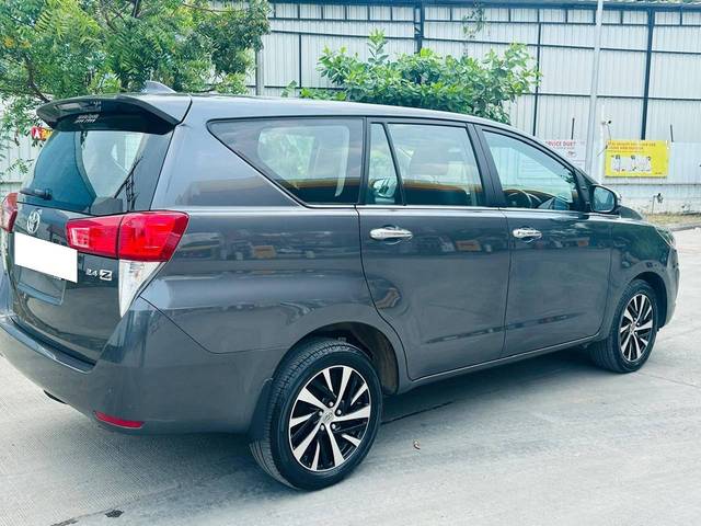 https://images10.gaadi.com/usedcar_image/4539276/original/processed_2c98b5cfaafd14b774bfdb3046b314f5.jpg?imwidth=6401