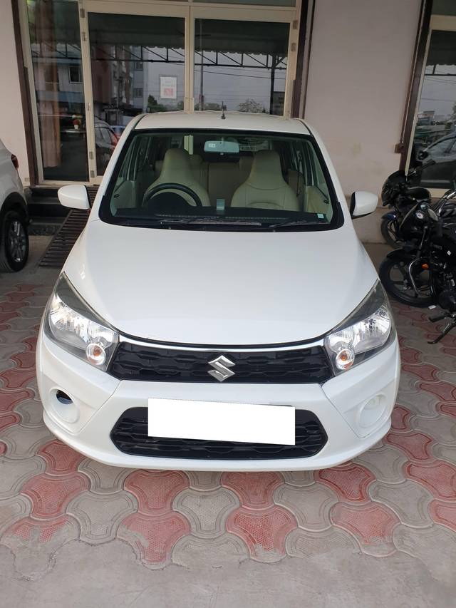https://images10.gaadi.com/usedcar_image/4539335/original/processed_4a31f512469797c55ef12d4b364e30fc.jpg?imwidth=6401