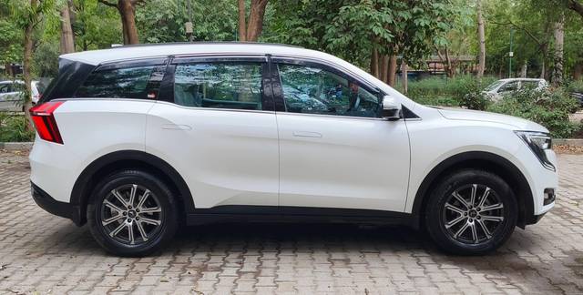 https://images10.gaadi.com/usedcar_image/4539341/original/processed_ced93d42a10367a0b880d82c2664064b.jpg?imwidth=6401