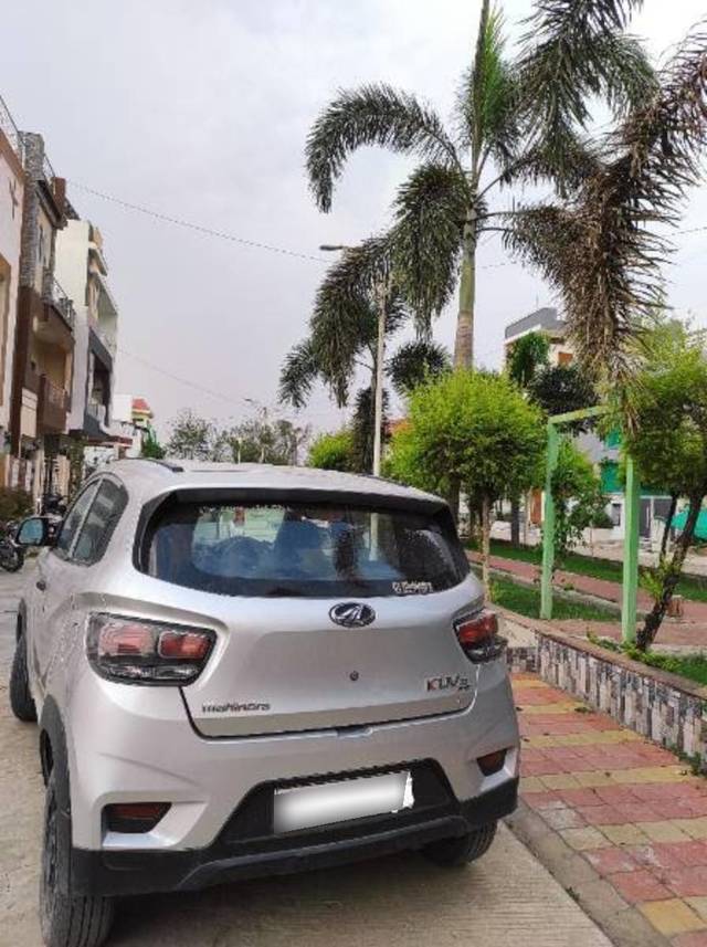 https://images10.gaadi.com/usedcar_image/4539398/original/processed_b666d68d-fec9-4128-b261-99664776dd4f.jpg?imwidth=6401