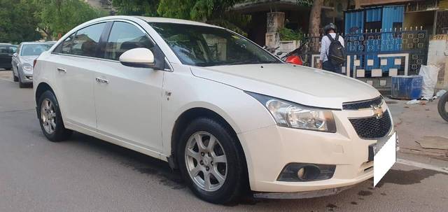 https://images10.gaadi.com/usedcar_image/4539408/original/processed_3a5ae0764362131eb79e9bc0162469c0.jpg?imwidth=6400