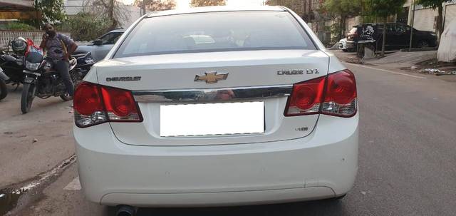 https://images10.gaadi.com/usedcar_image/4539408/original/processed_53c3947465146a97dcce007dac556cad.jpg?imwidth=6401