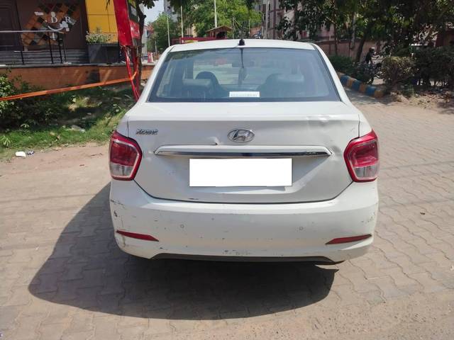 https://images10.gaadi.com/usedcar_image/4539422/original/processed_67fa8fdf-c581-4c8b-b727-0a5eb338f678.jpg?imwidth=6401