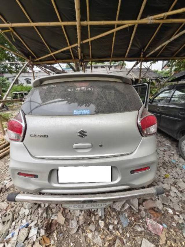 https://images10.gaadi.com/usedcar_image/4539423/original/processed_a384c104-3fe8-49e0-9def-6bf4cfb3fed4.jpg?imwidth=6402