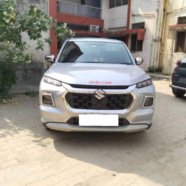 https://images10.gaadi.com/usedcar_image/4539426/original/processed_7403b313-5aa1-451d-bb53-409ec0a7e0c6.jpg?imwidth=6400