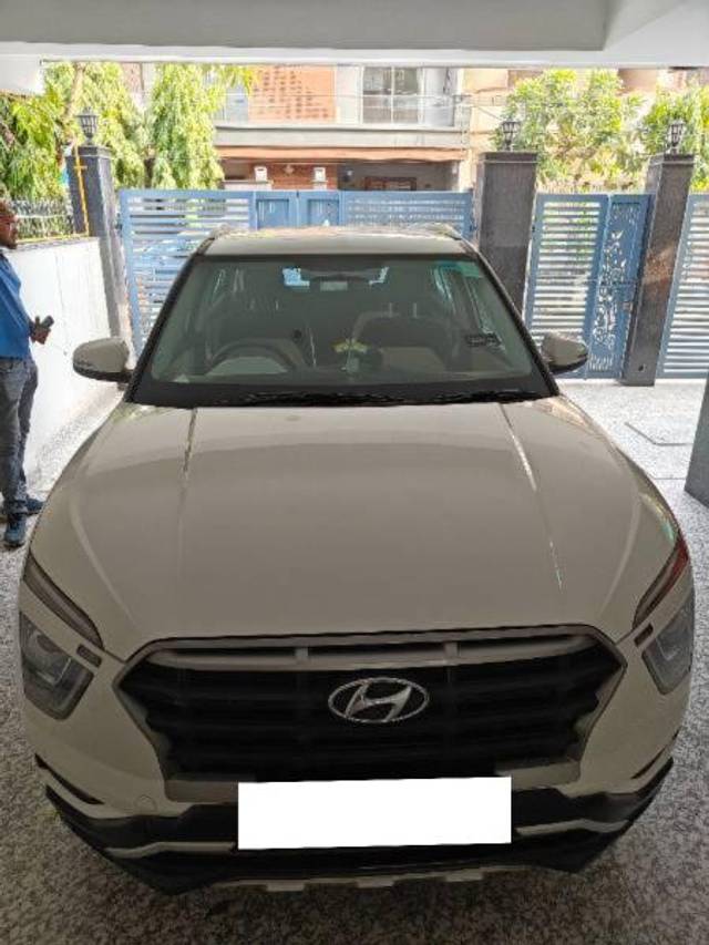 https://images10.gaadi.com/usedcar_image/4539446/original/processed_df4e0f14-d983-4adc-9deb-0b2e136157d9.jpg?imwidth=6400