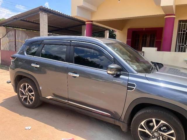 https://images10.gaadi.com/usedcar_image/4539471/original/processed_503fedeb-c8f9-49de-92ca-f86edc14b556.jpeg?imwidth=6401