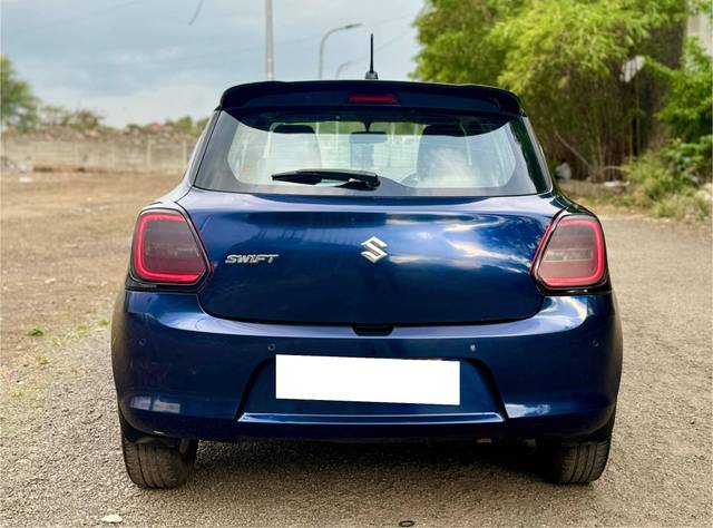 https://images10.gaadi.com/usedcar_image/4539480/original/processed_e11415a5b43b2659692379b367ce59d3.jpg?imwidth=6401