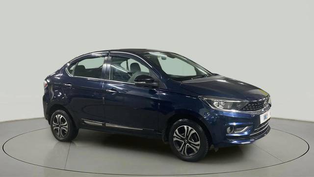 https://images10.gaadi.com/usedcar_image/4539516/original/e12a295c05aacc5e401245cfa54b975d.jpg?imwidth=6400