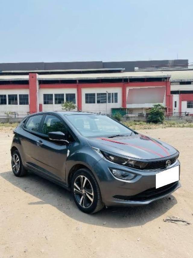 https://images10.gaadi.com/usedcar_image/4539618/original/processed_7322baa0-45f1-45d1-8cc7-d805aeaf0a53.jpeg?imwidth=6400