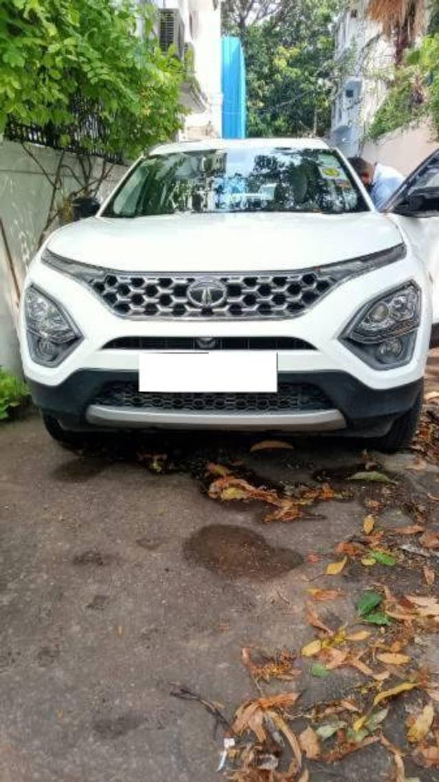 https://images10.gaadi.com/usedcar_image/4539632/original/processed_bf3b754f-3e46-42f4-a5ce-bc871ccb5ef1.jpg?imwidth=6401