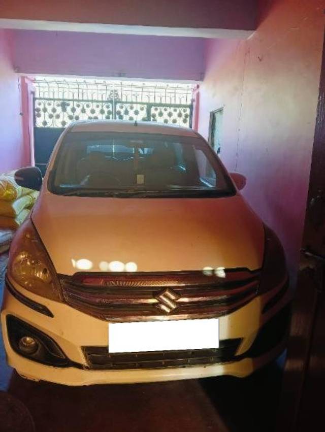 https://images10.gaadi.com/usedcar_image/4539634/original/processed_64011616-443c-4d13-803b-52a4beadba51.jpg?imwidth=6400