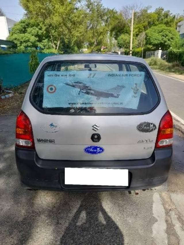 https://images10.gaadi.com/usedcar_image/4539651/original/processed_6f621391-8655-4016-a076-43f2ea86db47.jpg?imwidth=6400