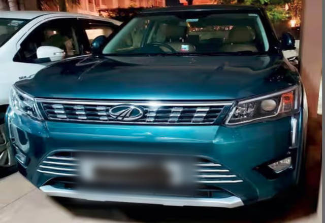 https://images10.gaadi.com/usedcar_image/4539671/original/eb7e38c0-9f7e-412a-9f67-5a4580505f21.?imwidth=6401