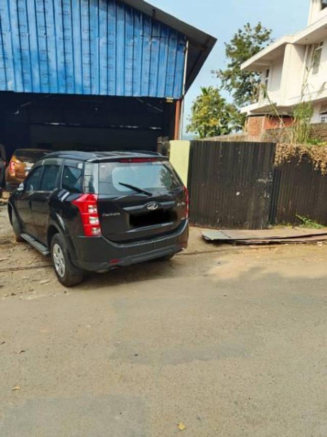 https://images10.gaadi.com/usedcar_image/4539688/original/processed_2e9b916d-8946-443f-aa5e-f96ffd8da03f.jpg?imwidth=6402
