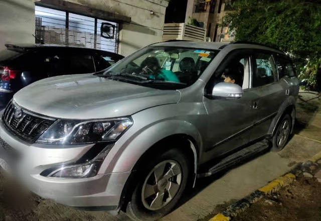 https://images10.gaadi.com/usedcar_image/4539698/original/424fe44a-b2de-43a7-b201-3974a92805af.?imwidth=6400