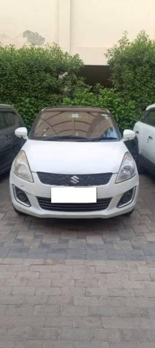 https://images10.gaadi.com/usedcar_image/4539707/original/processed_45ffc3c4-a4fe-43ab-9fea-3f60cafe01e5.jpg?imwidth=6400