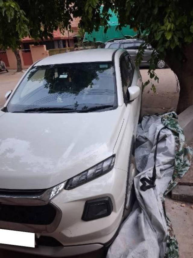 https://images10.gaadi.com/usedcar_image/4539722/original/processed_22cbd445-603c-4738-bcbf-5ccc60ab86d6.jpg?imwidth=6400