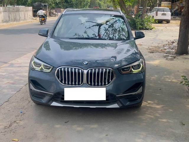 https://images10.gaadi.com/usedcar_image/4539761/original/processed_c34d308a-0fa6-4112-9c50-ea2dd1dd579c.jpeg?imwidth=6400