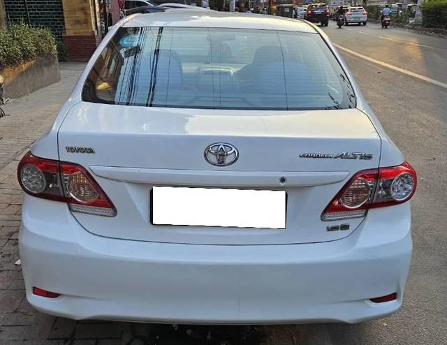 https://images10.gaadi.com/usedcar_image/4539765/original/processed_af2528d2-6771-4ec7-b09c-70d1960071a8.jpg?imwidth=6401
