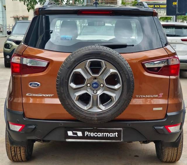 https://images10.gaadi.com/usedcar_image/4539767/original/processed_0f6b89bc883c717f6f5123060a574e12.jpeg?imwidth=6402