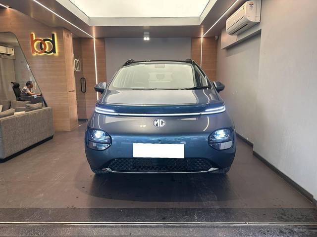 https://images10.gaadi.com/usedcar_image/4539804/original/processed_431ba7c3e12244fd9aceccaaaedae332.jpeg?imwidth=6401