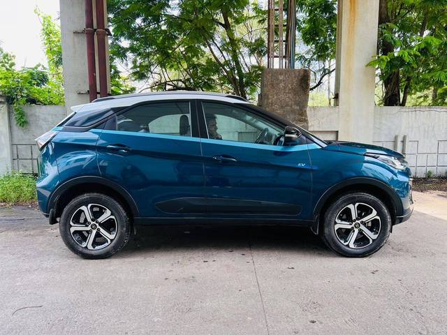 https://images10.gaadi.com/usedcar_image/4539817/original/processed_eae054d05618fbc84ef5bce9466ce9e4.jpeg?imwidth=6401