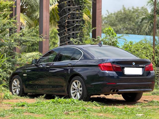 https://images10.gaadi.com/usedcar_image/4539823/original/processed_0ba194cf-05f8-4848-a173-f62c4bea5036.jpg?imwidth=6402
