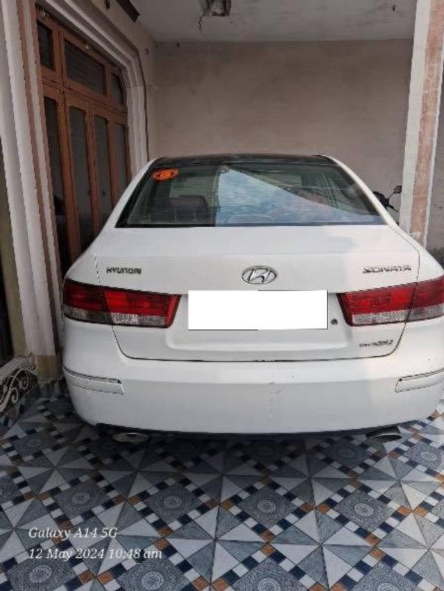 https://images10.gaadi.com/usedcar_image/4539825/original/processed_d3ad09c1-bc76-489d-a241-483d0e48763b.jpeg?imwidth=6400