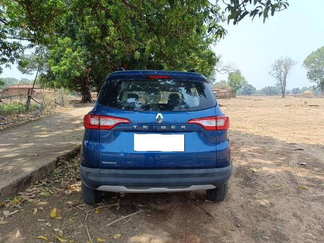 https://images10.gaadi.com/usedcar_image/4539839/original/processed_186d19ef-984d-4a54-9380-487bb5b934a9.jpg?imwidth=6400