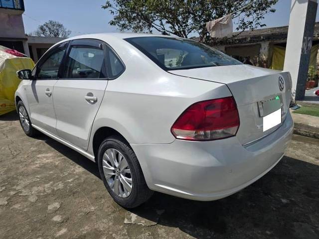 https://images10.gaadi.com/usedcar_image/4539845/original/processed_4e599d7b-68d5-4c15-aa18-fd361f5bd831.jpeg?imwidth=6402