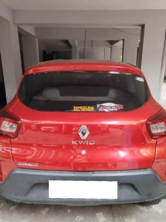 https://images10.gaadi.com/usedcar_image/4539852/original/processed_876abdea-a2bd-4688-8b0c-3eae68823bee.jpg?imwidth=6402
