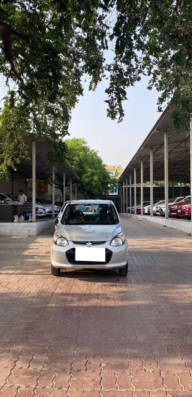 https://images10.gaadi.com/usedcar_image/4539854/original/processed_c123b2e6-2801-4657-bc8b-eac5fd19b012.jpg?imwidth=6400
