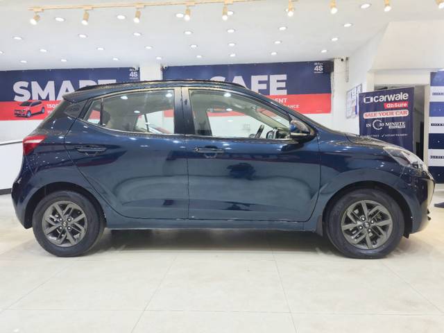 https://images10.gaadi.com/usedcar_image/4539903/original/c7c9b75da00aaa49a3cec62f78cfc968.jpg?imwidth=6401