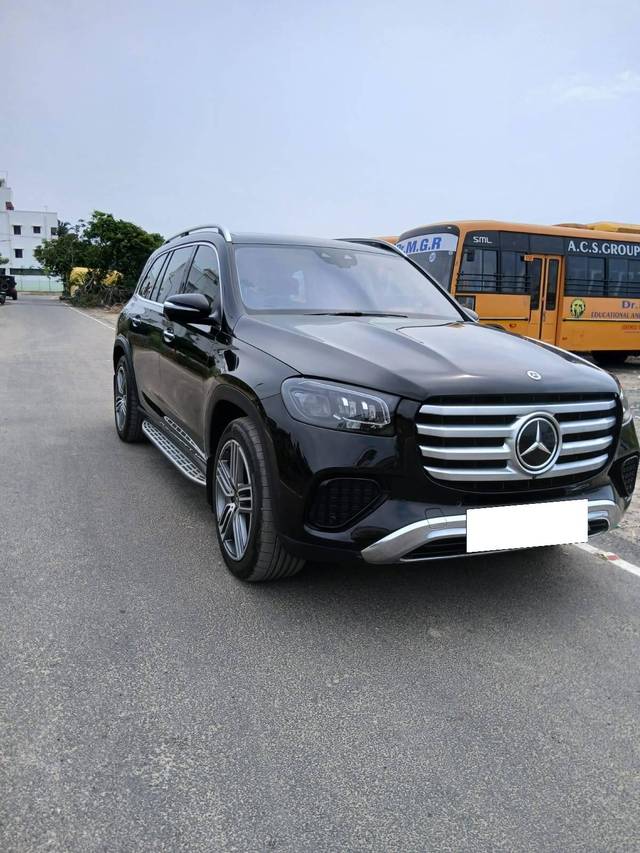 https://images10.gaadi.com/usedcar_image/4539912/original/processed_9284fcdc7d0474db48ef146bcc0a2c9c.jpg?imwidth=6400