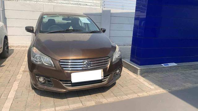 https://images10.gaadi.com/usedcar_image/4539915/original/processed_d62f46d1e96a5ea72c485601e141bcf9.jpg?imwidth=6400