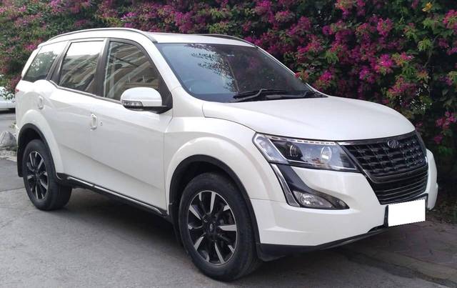 https://images10.gaadi.com/usedcar_image/4539937/original/processed_2929dbdfa9620f158d85936424b16c5a.jpg?imwidth=6400