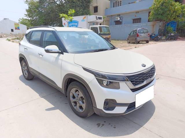 https://images10.gaadi.com/usedcar_image/4539944/original/processed_532fcf2e33529d002f896817146ec4ac.jpg?imwidth=6400