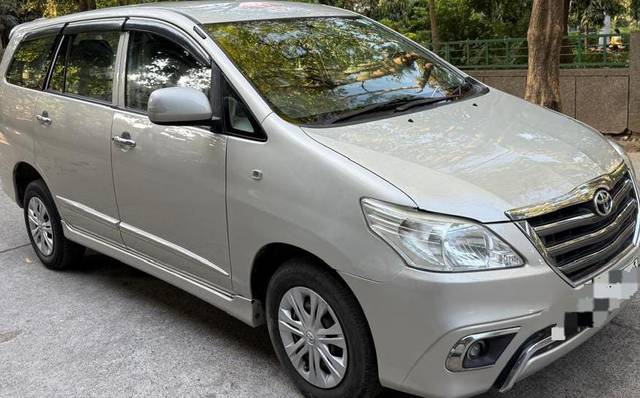 https://images10.gaadi.com/usedcar_image/4539949/original/76e88a7986453d34dfb1e1d407b7b3d4.jpg?imwidth=6400