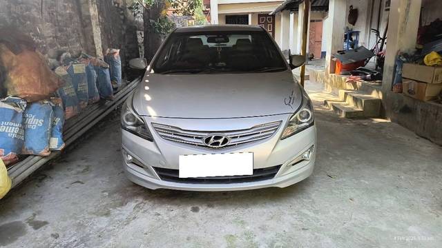 https://images10.gaadi.com/usedcar_image/4539952/original/processed_204a09dc-1b8b-44ce-ab39-bbffc322ce75.jpg?imwidth=6400