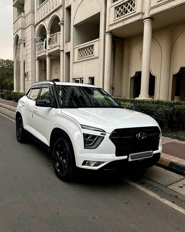 https://images10.gaadi.com/usedcar_image/4539964/original/processed_1316ad58bacb6adc6bfc0e8e93bdf91f.jpg?imwidth=6400