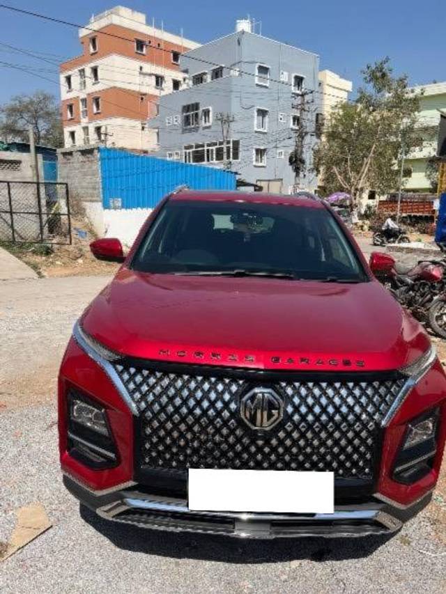 https://images10.gaadi.com/usedcar_image/4539965/original/processed_14a999b6-cfe4-4ac0-9487-c551b9a2b0dd.jpeg?imwidth=6400